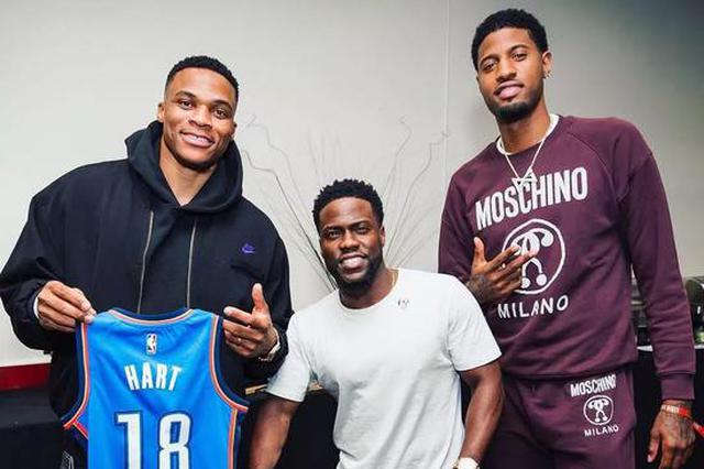 巴萨官方：12月10日对阵法兰克福的欧冠比赛将回归诺坎普举行（巴萨官宣：12月10日欧冠对阵法兰克福的比赛将在诺坎普进行）