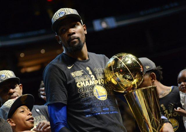 泰国归化前锋贝尔：若能让泰国首进世界杯将是意义非凡的事情（泰国归化前锋贝尔：若助泰国首次打进世界杯，意义重大）