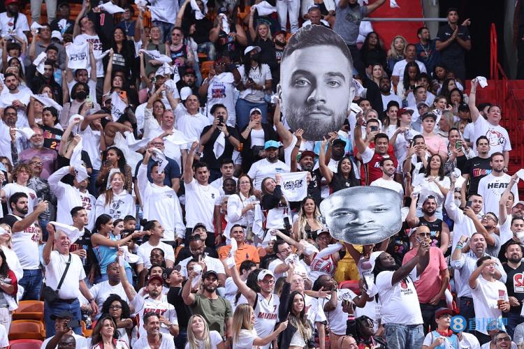 欧冠比赛战术分析：尤文图斯防守策略,（欧冠战术解读：尤文图斯的防守之道）