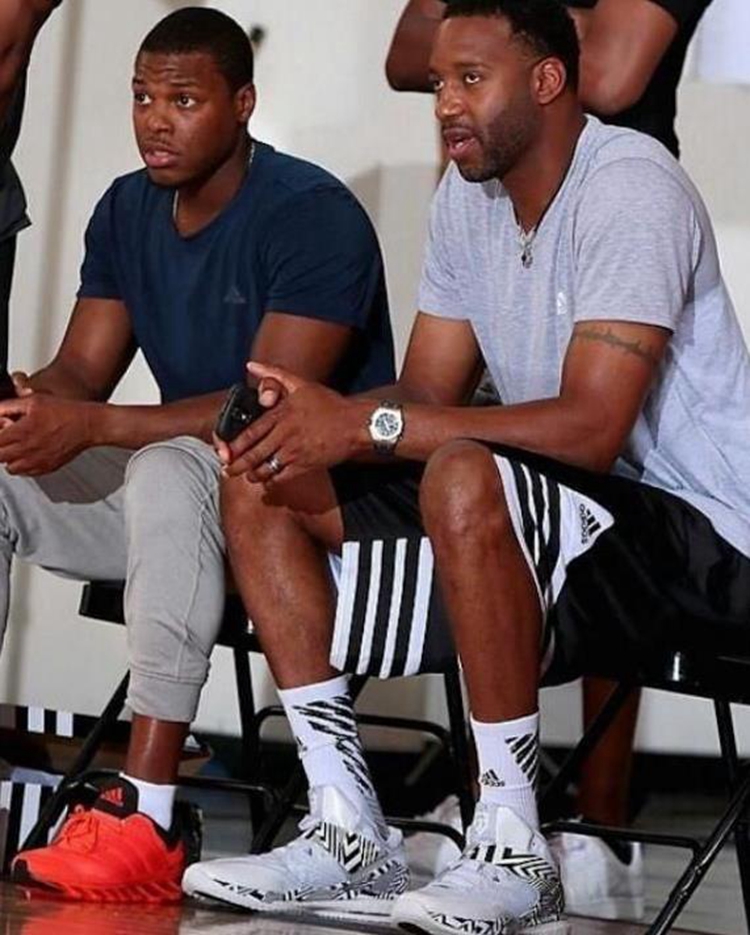 北青：U16国足会在28日进行轮换，通过录像提前分析孟加拉队（北青：U16国足28日将轮换阵容，已通过录像提前研判孟加拉队）