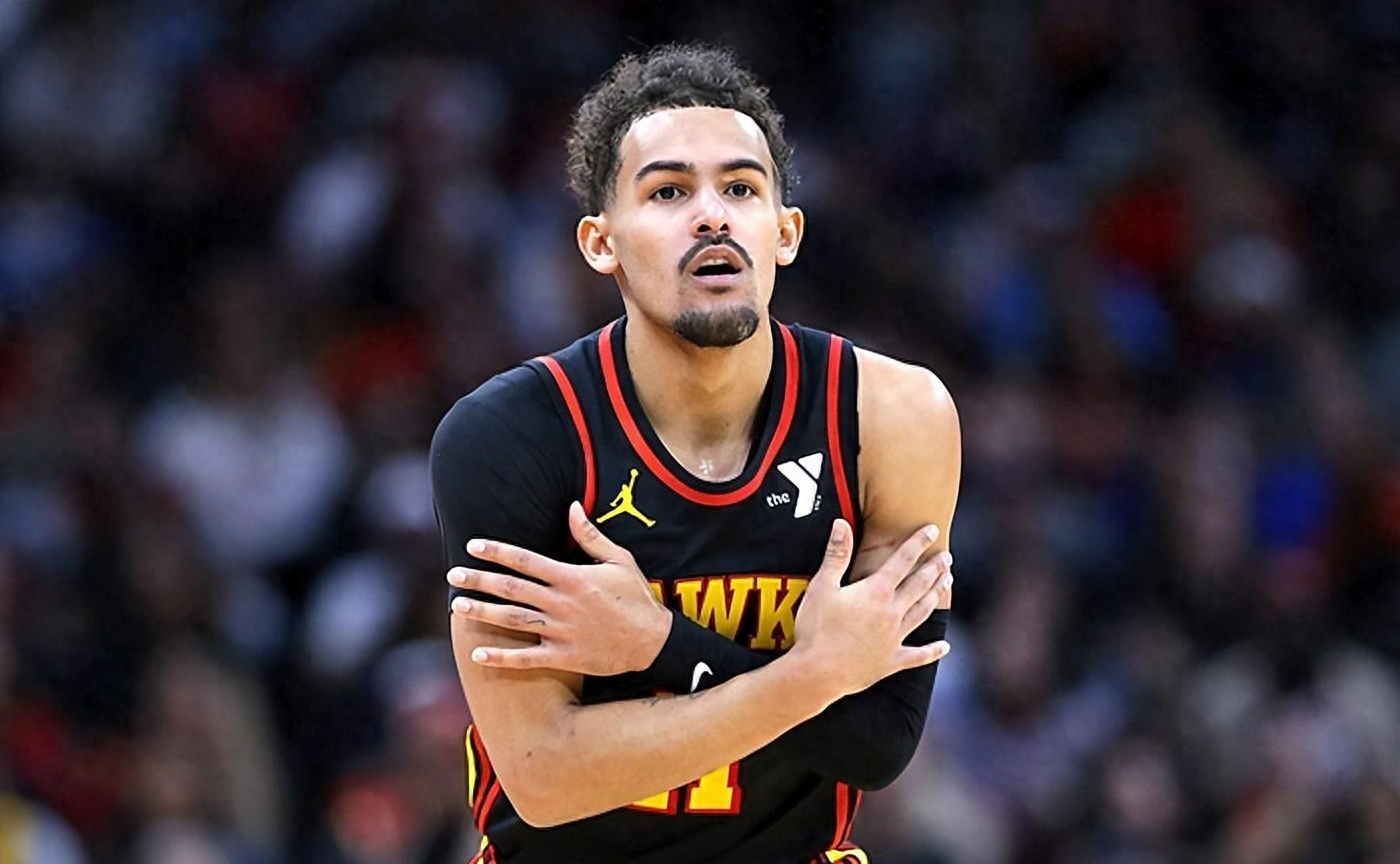 辽宁男篮在俱乐部杯第二战中以44-36击败合肥狂风，首节领先，次节反超，半场结束领先18分。（俱乐部杯次战，辽宁男篮44-36力克合肥狂风：首节占先、次节反超，半场领先18分）