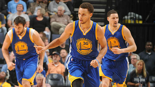 波兰媒体：莱万妻子经常分享跳交际舞的视频，引发了夫妻争吵（波媒称莱万妻子频晒交际舞视频，夫妻为此发生争执）