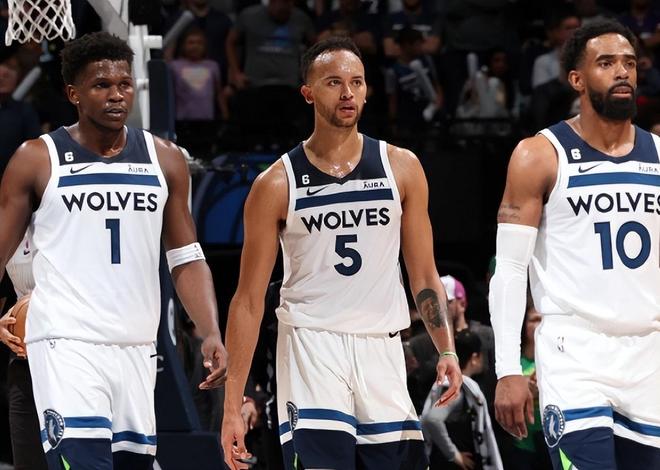 篮球NBA球员社媒晒训练视频（NBA球员社媒发布训练视频）